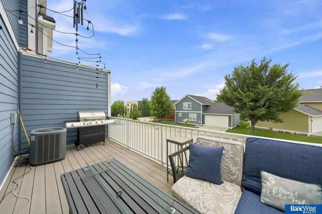 7056 Kentwell Lane, Lincoln, NE 68516
