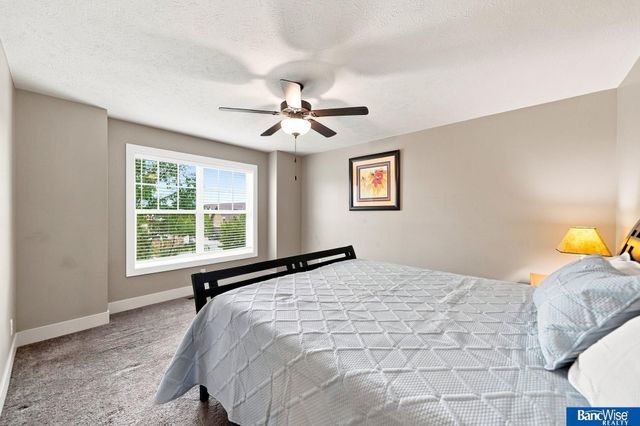 7056 Kentwell Lane, Lincoln, NE 68516