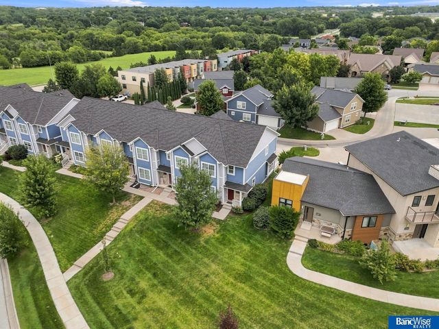 7056 Kentwell Lane, Lincoln, NE 68516