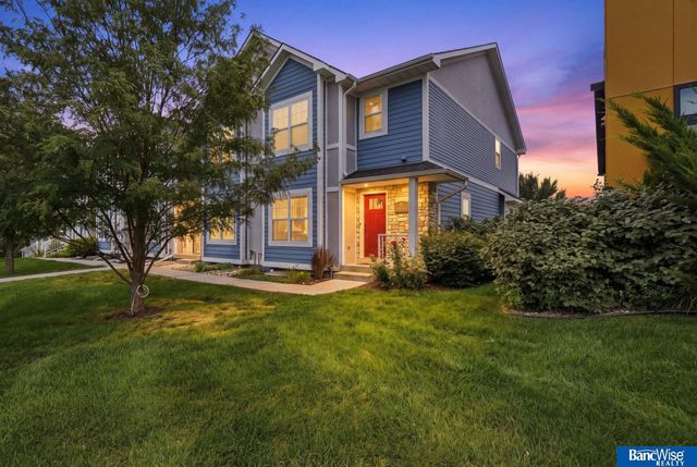 7056 Kentwell Lane, Lincoln, NE 68516