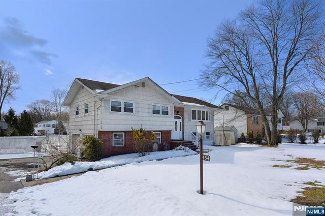 454 E Ridgewood Avenue, Paramus, NJ 07652