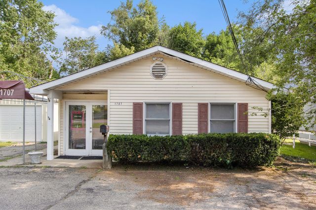 1707 Miller Road, Kalamazoo City, MI 49001