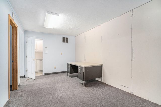 1707 Miller Road, Kalamazoo City, MI 49001