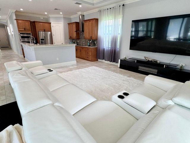 134 SE Fiore Bello, Port St. Lucie, FL 34952