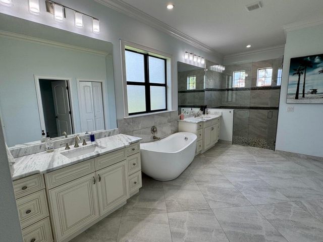 134 SE Fiore Bello, Port St. Lucie, FL 34952