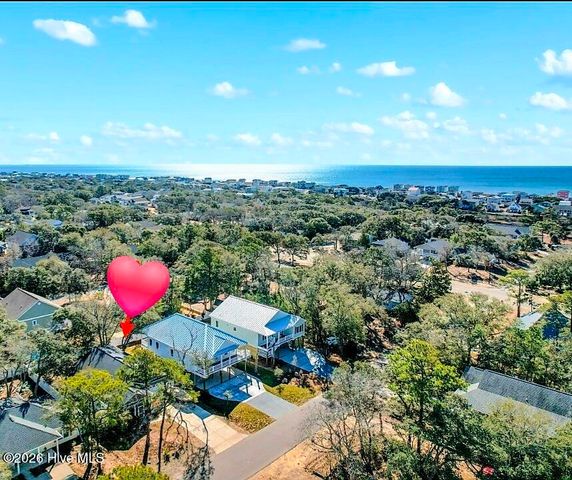 108 NE 36th Street, Oak Island, NC 28465