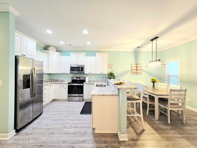 108 NE 36th Street, Oak Island, NC 28465