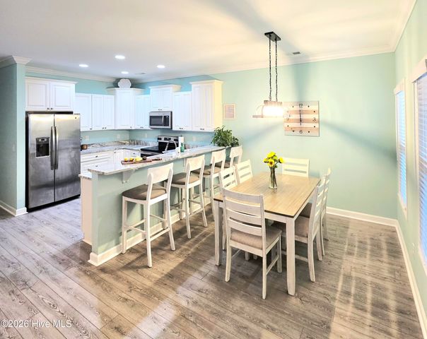 108 NE 36th Street, Oak Island, NC 28465