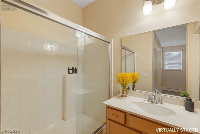 909 Aspen Hollow Court, North Las Vegas, NV 89084