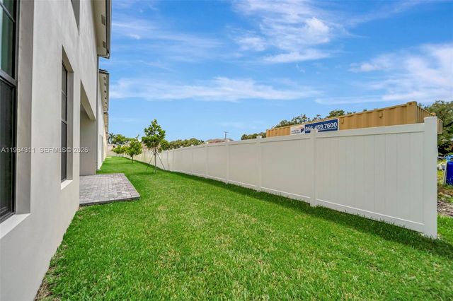 1454 SW 23rd St, Fort Lauderdale, FL 33315