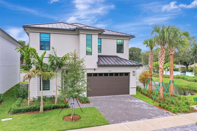 1454 SW 23rd St, Fort Lauderdale, FL 33315