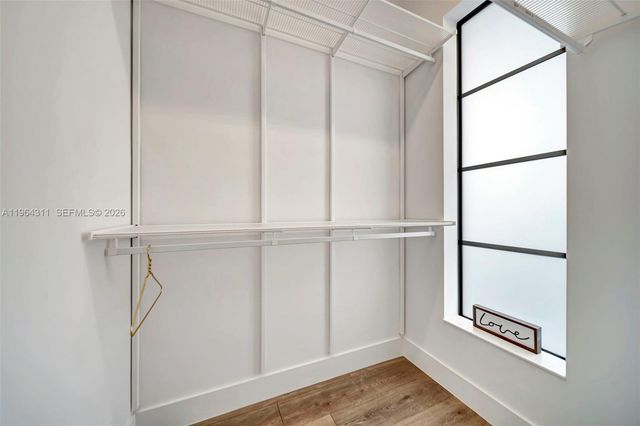 1454 SW 23rd St, Fort Lauderdale, FL 33315