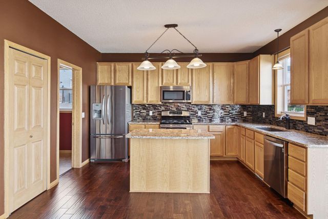 4905 Narcissus Lane N, Plymouth, MN 55446