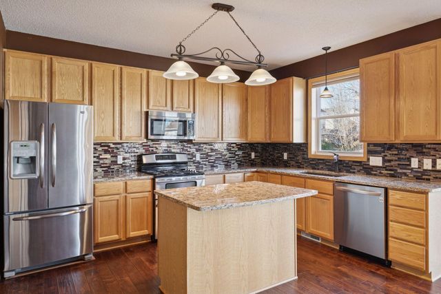 4905 Narcissus Lane N, Plymouth, MN 55446