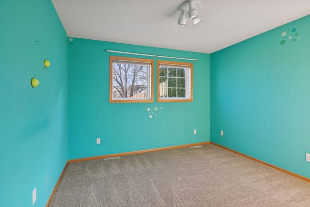 4905 Narcissus Lane N, Plymouth, MN 55446