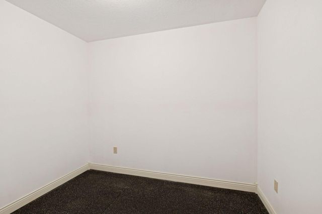 4905 Narcissus Lane N, Plymouth, MN 55446