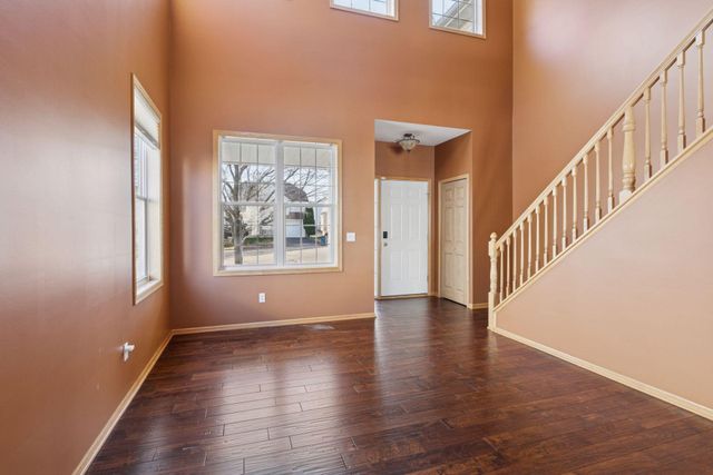 4905 Narcissus Lane N, Plymouth, MN 55446