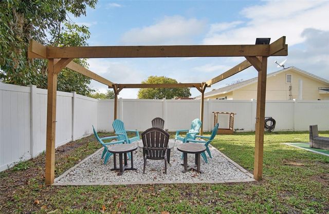 2324 WOODLEAF COURT, Orlando, FL 32837