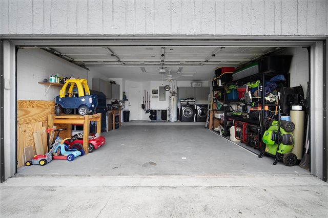 2324 WOODLEAF COURT, Orlando, FL 32837