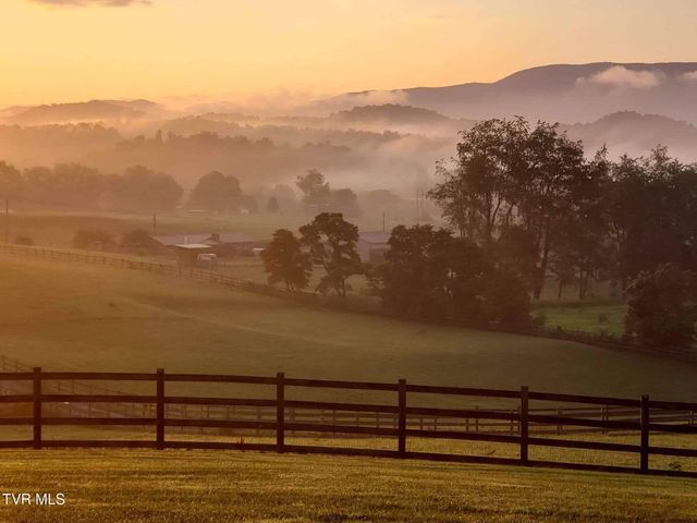 415 Beidleman Road, Bristol, TN 37620