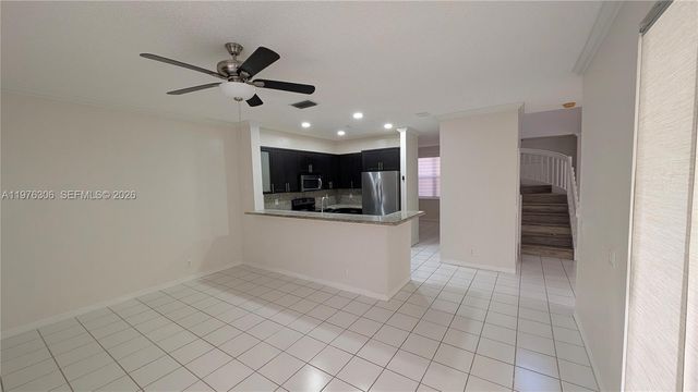 644 Sand Creek Cir, Weston, FL 33327