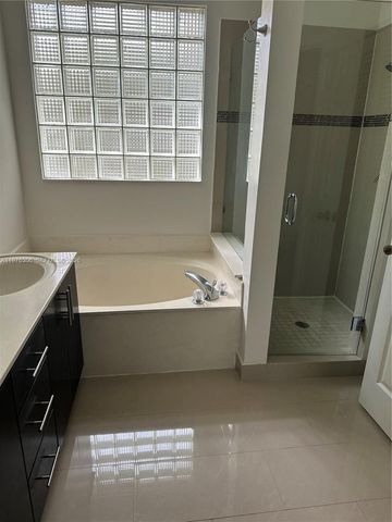 644 Sand Creek Cir, Weston, FL 33327