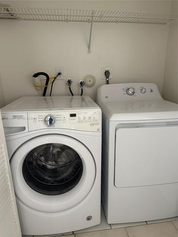 644 Sand Creek Cir, Weston, FL 33327