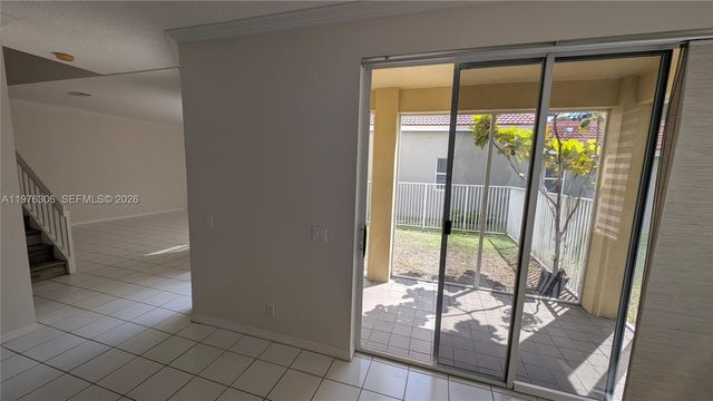 644 Sand Creek Cir, Weston, FL 33327