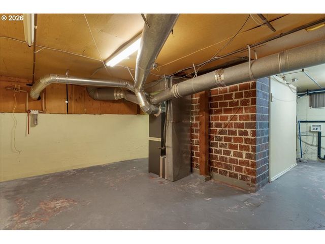 3330 Sw 87TH Ave, Portland, OR 97225