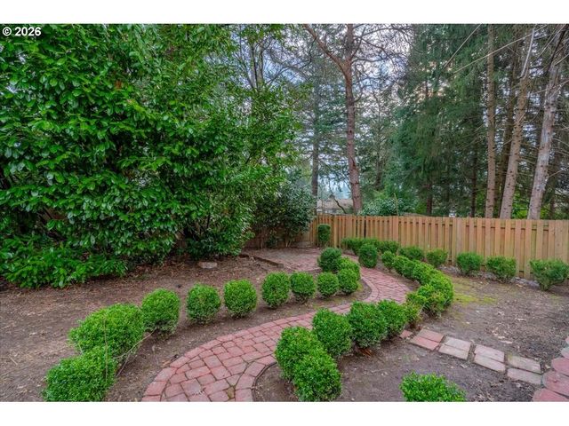 3330 Sw 87TH Ave, Portland, OR 97225