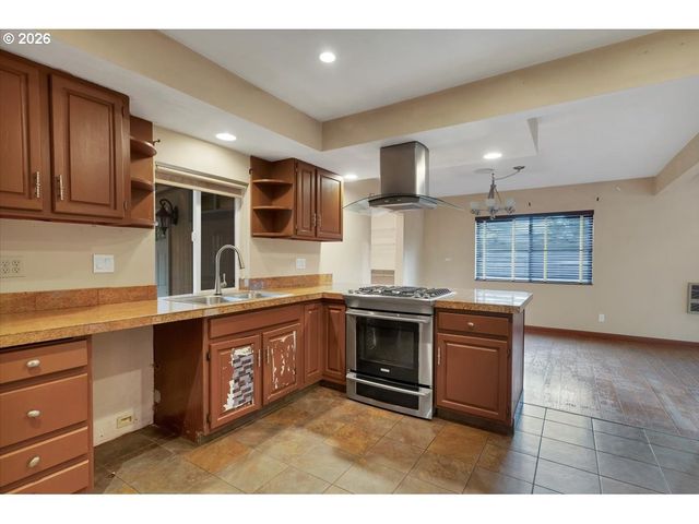 3330 Sw 87TH Ave, Portland, OR 97225