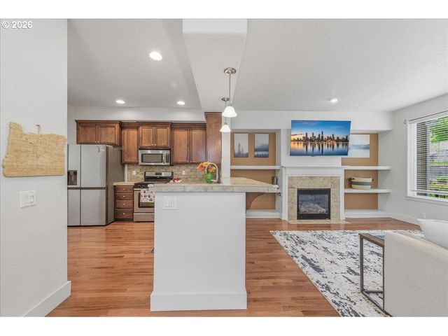 10565 Ne AVERY Way, Hillsboro, OR 97006