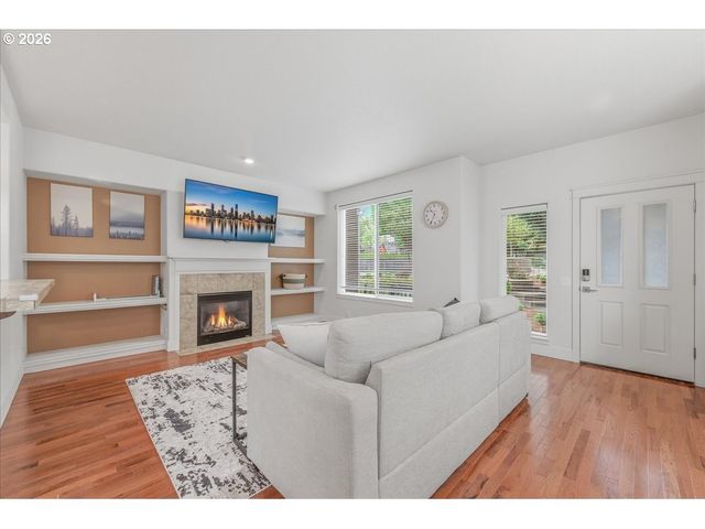 10565 Ne AVERY Way, Hillsboro, OR 97006