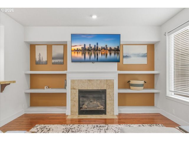 10565 Ne AVERY Way, Hillsboro, OR 97006
