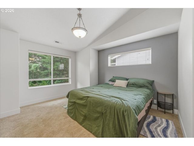 10565 Ne AVERY Way, Hillsboro, OR 97006
