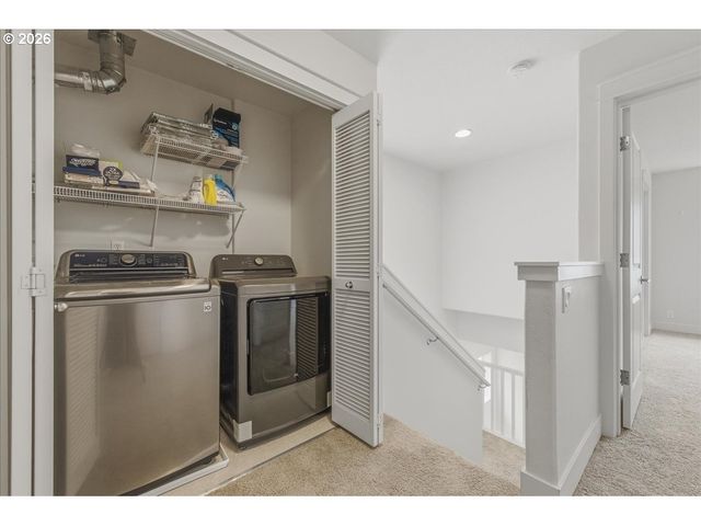 10565 Ne AVERY Way, Hillsboro, OR 97006