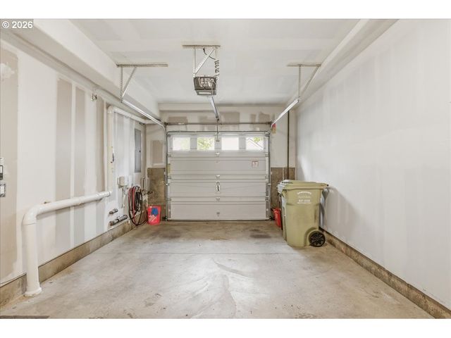 10565 Ne AVERY Way, Hillsboro, OR 97006
