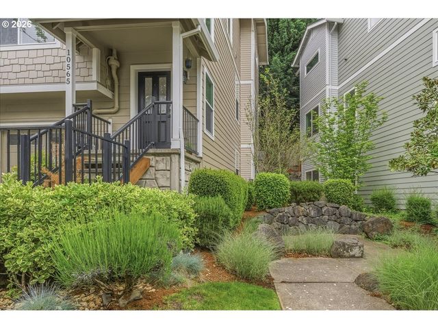 10565 Ne AVERY Way, Hillsboro, OR 97006