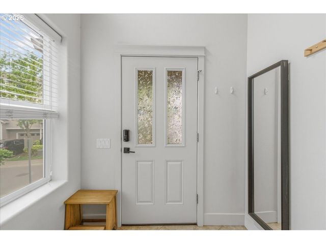 10565 Ne AVERY Way, Hillsboro, OR 97006