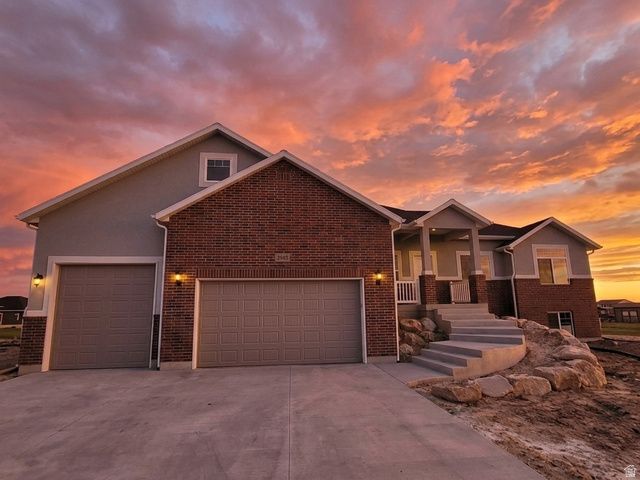 2543 W 3100 N, Farr West, UT 84404