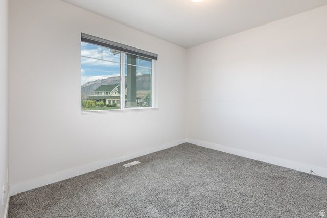 2543 W 3100 N, Farr West, UT 84404