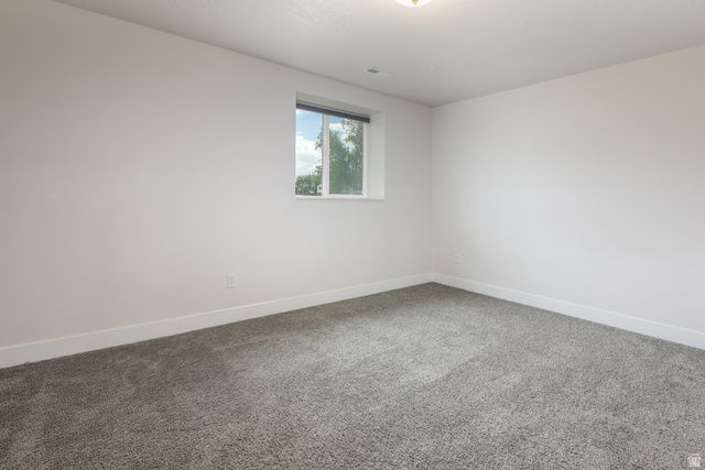 2543 W 3100 N, Farr West, UT 84404