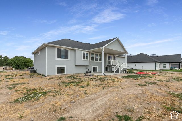 2543 W 3100 N, Farr West, UT 84404