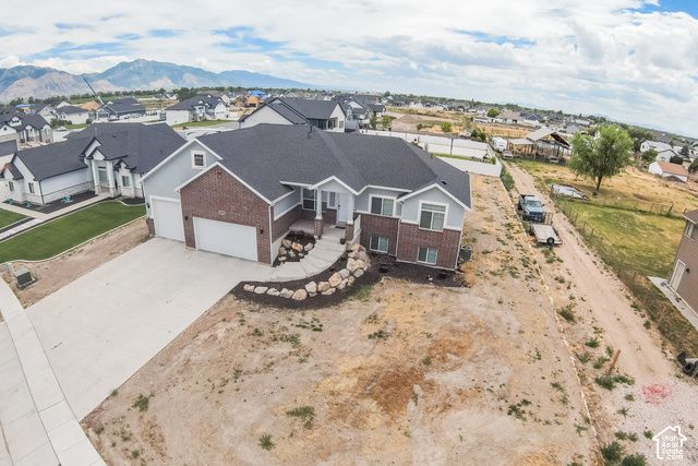 2543 W 3100 N, Farr West, UT 84404