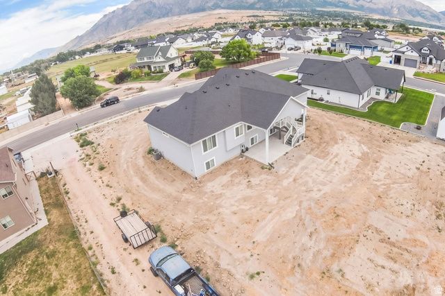2543 W 3100 N, Farr West, UT 84404