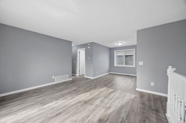 1609 82nd Avenue N, Brooklyn Park, MN 55444