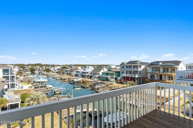 392 Ocean Boulevard W, Supply, NC 28462