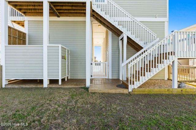 392 Ocean Boulevard W, Supply, NC 28462