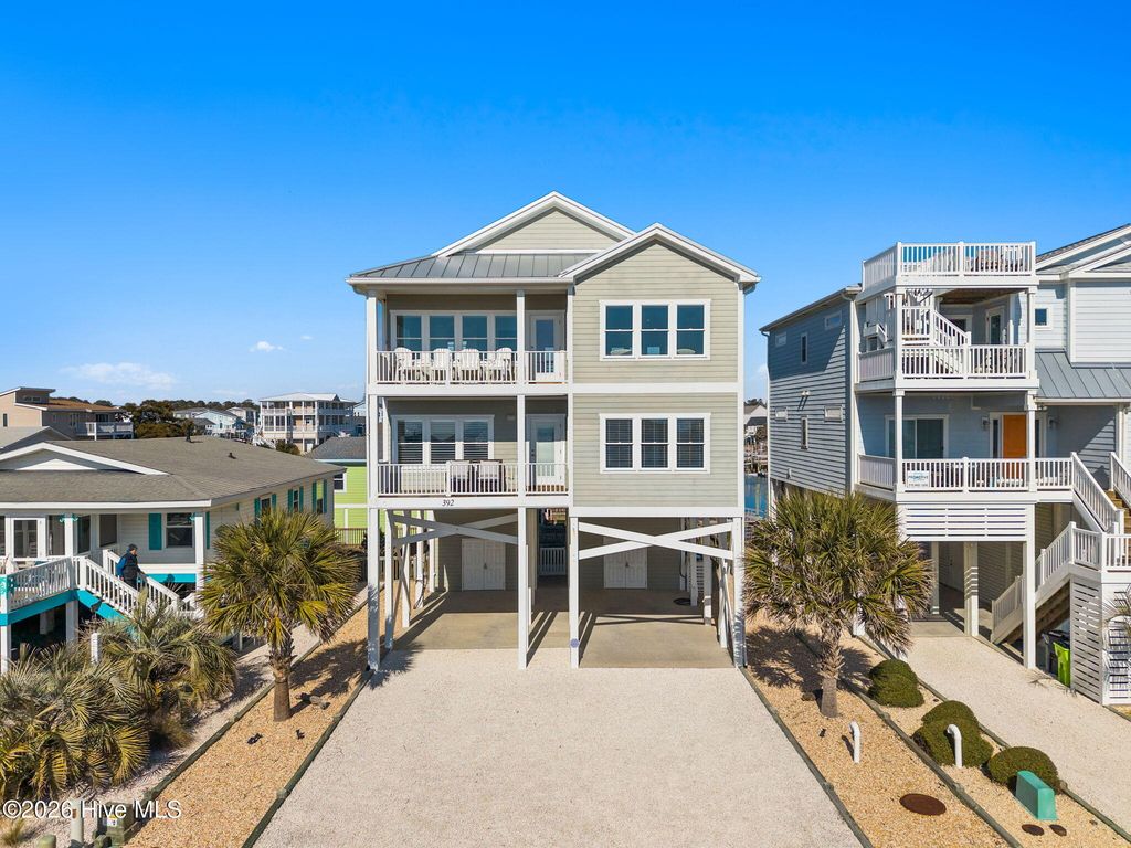 Image 1 of property listing at 392 Ocean Boulevard W, Supply, NC 28462