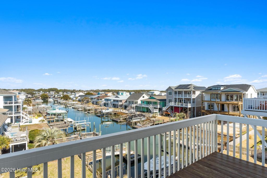 Image 16 of property listing at 392 Ocean Boulevard W, Supply, NC 28462